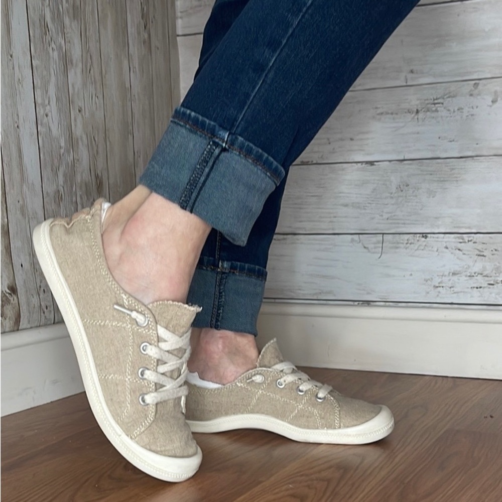 Casual Khaki Sneaker, Women’s Size 6